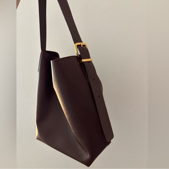 Madewell The Essential Bucket Tote - Chocolate Raisin - Picture 6 of 8